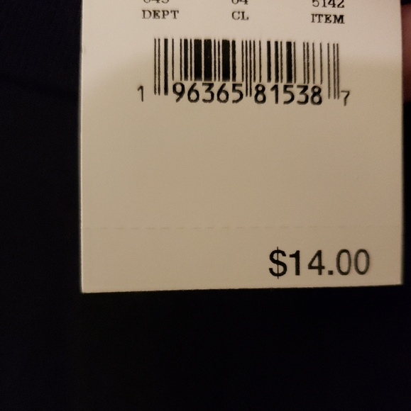 Yellowstone Dutton Ranch Show Tshirt - Picture 4 of 7